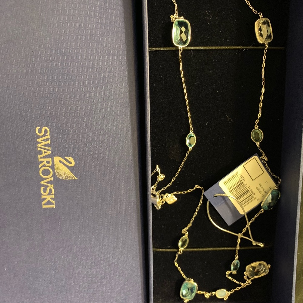 Swarovski Necklace Auth New in Box moving sale!!